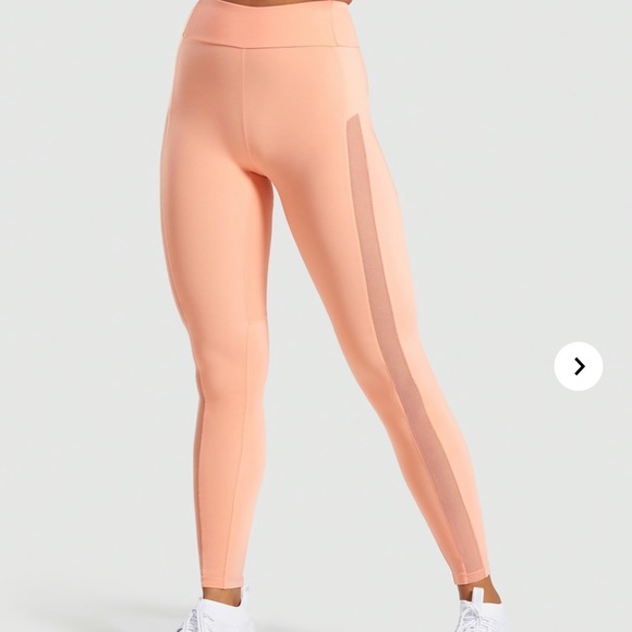 Gymshark Pants - NEW Gymshark Move leggings size: small